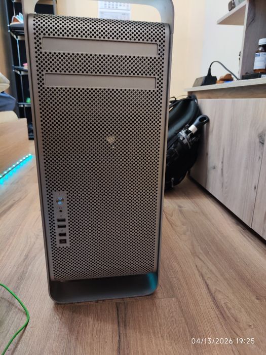 Apple Mac Pro (2x Xeon) – 3TB Storage – Clean Install macOS