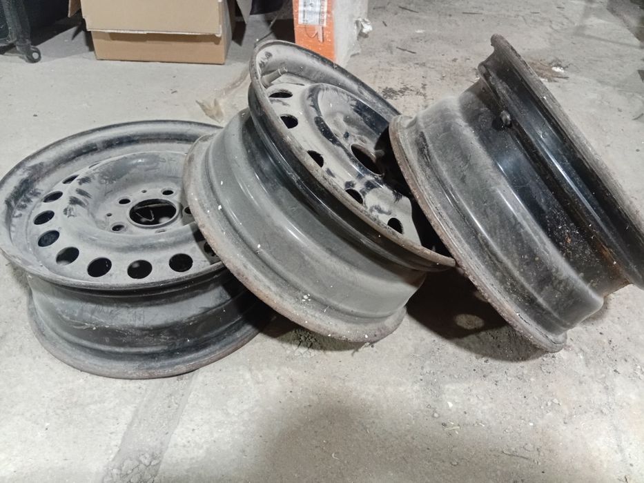 Продаю диски и радиатор