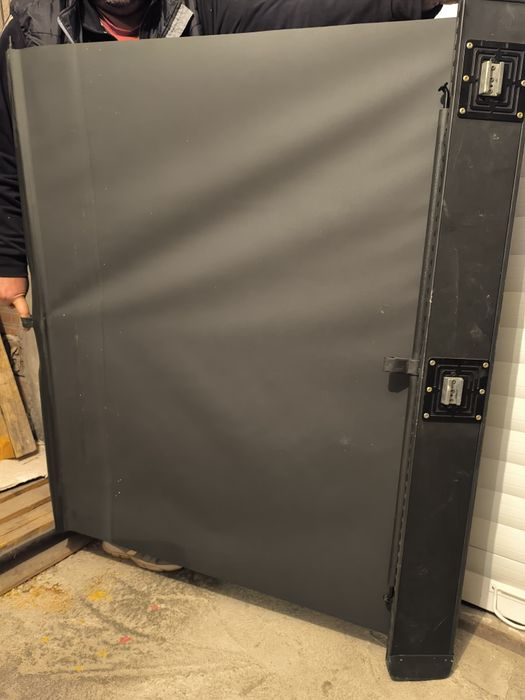 Щора за багажник Mercedes w210/s210