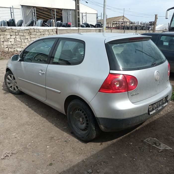 Dezmembrari  VW GOLF 5  2003  > 2009 2.0 TDI 16V Motorina