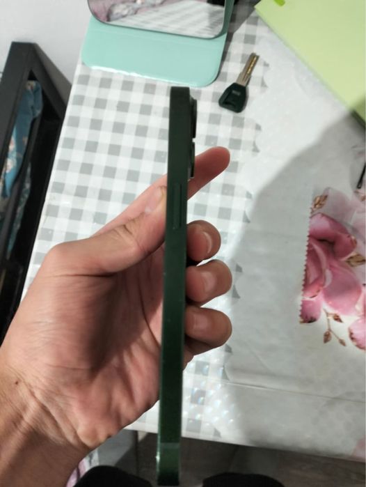 АЙФОН 13 зеленый ОБМЕН