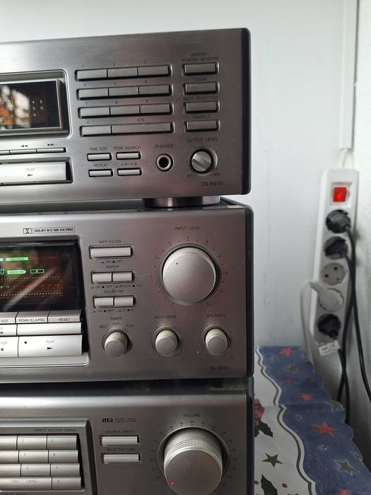 ONKYO Linie audio   Cd-dx-6939,Deck-ta-2850.si Statiereceiver Tx-7830