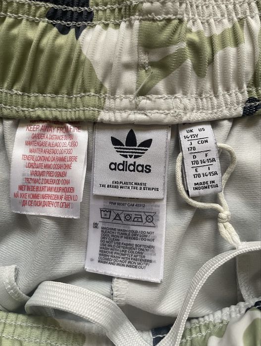 Vand pantaloni adidas