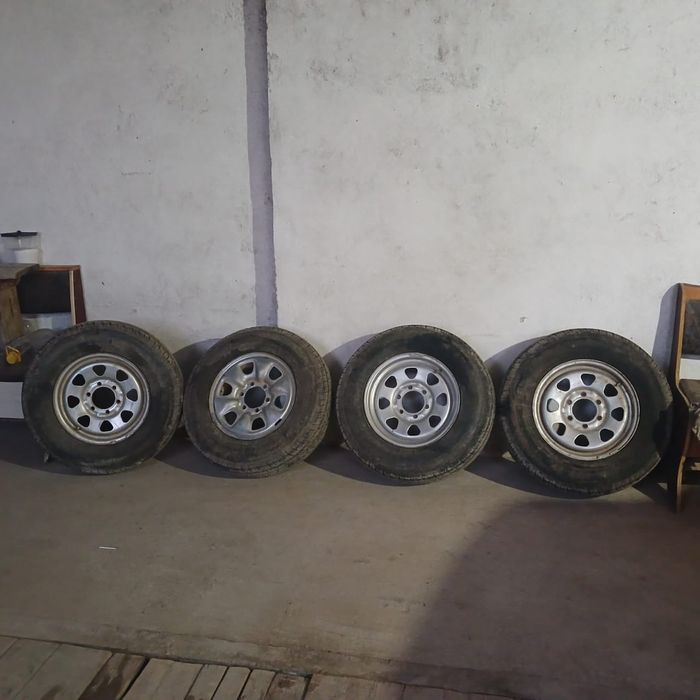 Шина в диска вместе