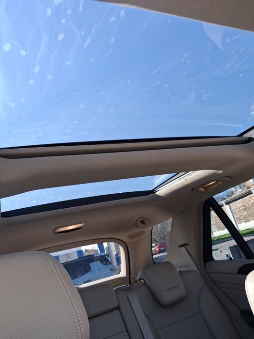 Продавам Мерцедес ML 350