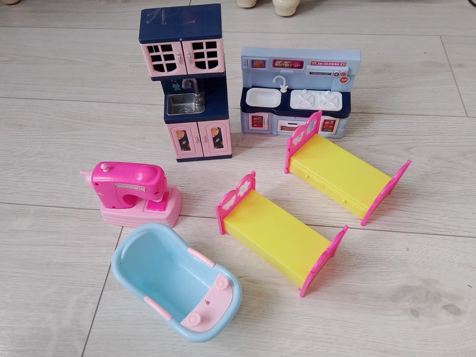 Игрушки для домика