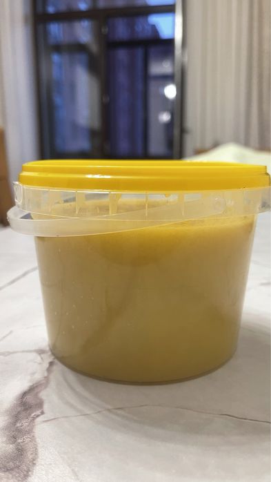 Вкусный мед, тает во рту