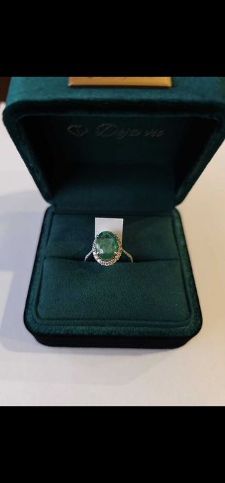 Пръстен с 3,58 ct. естествен изумруд
