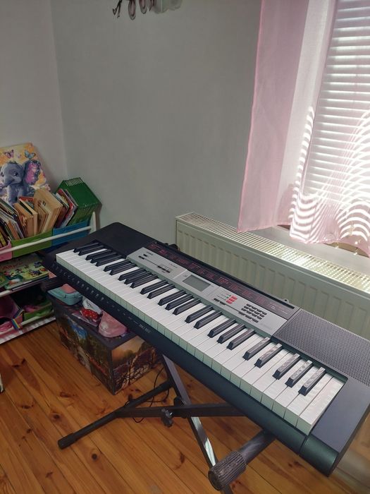 Синтезатор CASIO