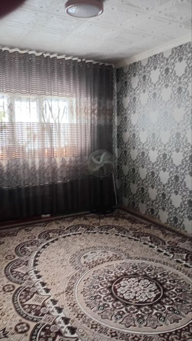 Kvartira sotiladi 6.4 da 2 qavatida