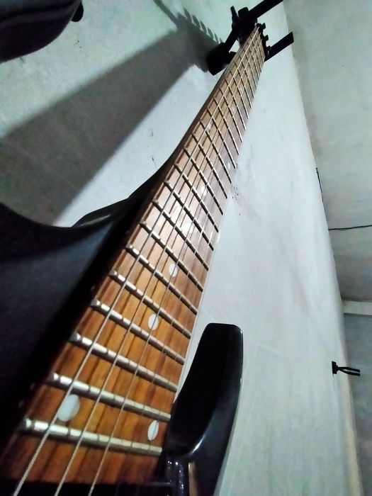 Электо гитара Флойд