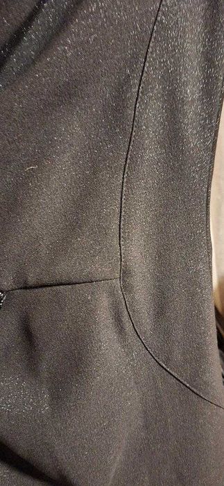 rochie de ocazie , neagra, decenta , 44-46 (M-L) ,stofa si voal 130lei