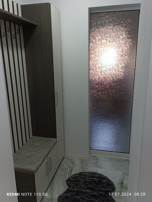 Închiriez garsonieră