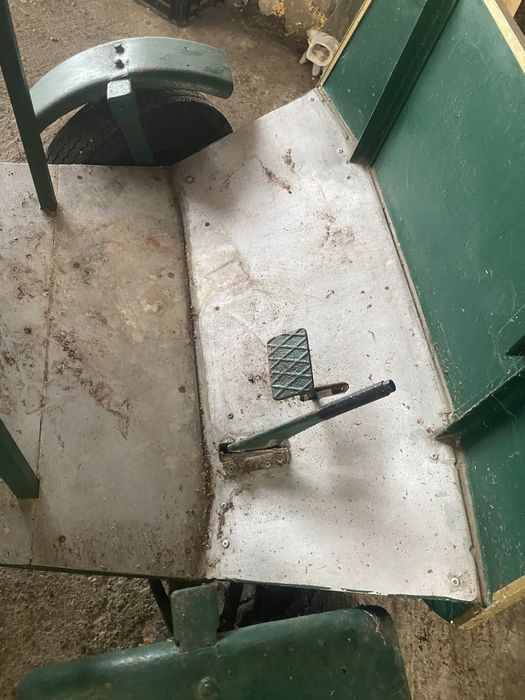 Vând trasura Dupa ponei