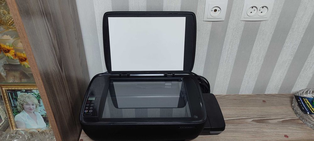 HP-TANK 415 в рабочем состоянии требуется замена катрижа цветной