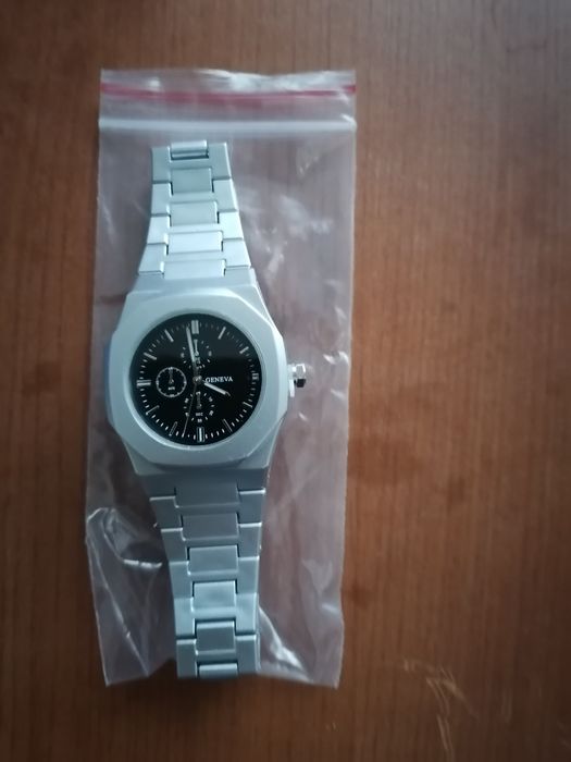 Кварцевые часы подростковые и студентам