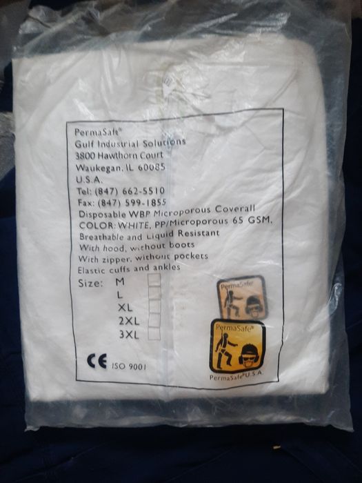 Продам подшлемники  новые,комбинезоны летние