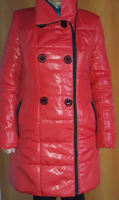 Продам новое женское пальто