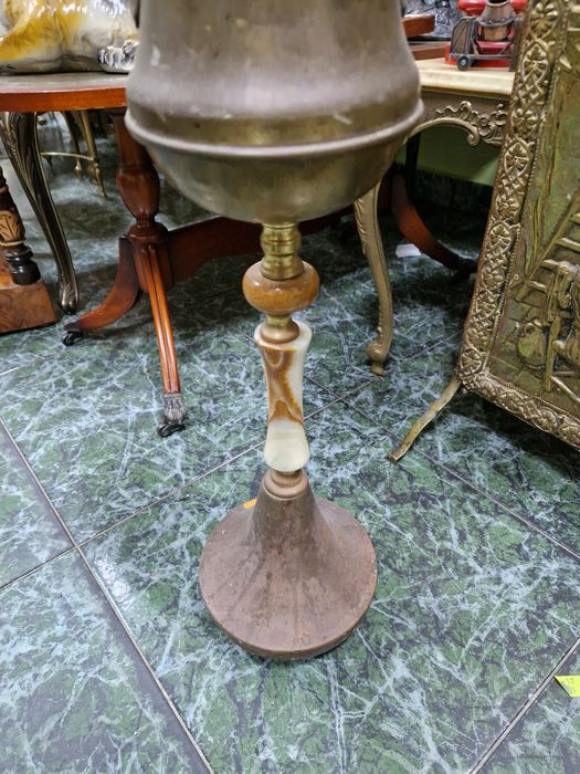 Страхотен антикварен белгийски бронзов подов пепелник