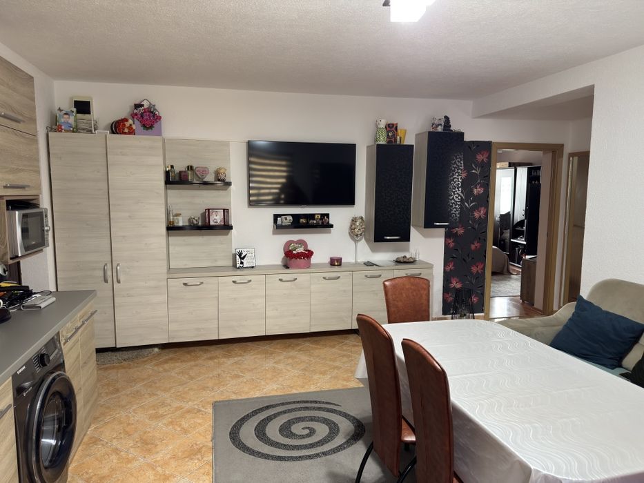 Vand apartament la cheie gata de mutare — fotografia 1