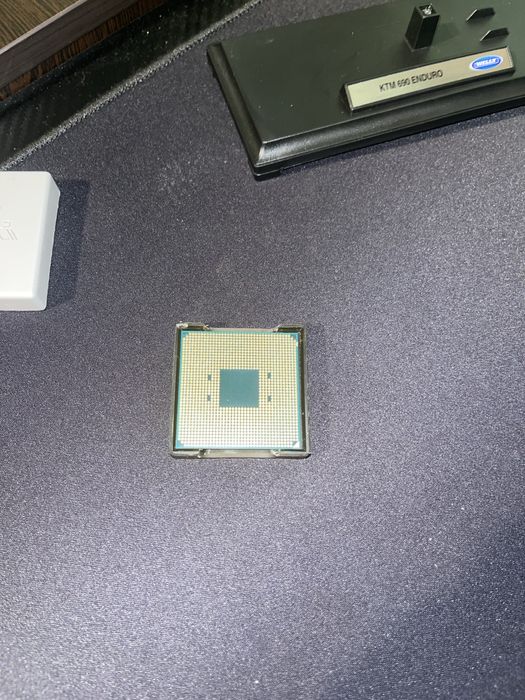 Процесор AMD Ryzen 5 3500X