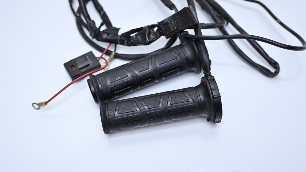 Mansoane Stanga Dreapta Cu Incalzire Suzuki DL 650 V Strom VStrom