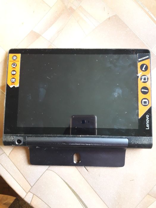 Планшет Lenovo на запчасти