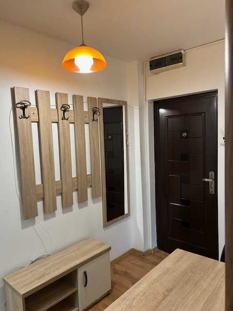 Apartament 2 camere, ideal pentru Studenti, Medici Rezidenti, 7 Nov.