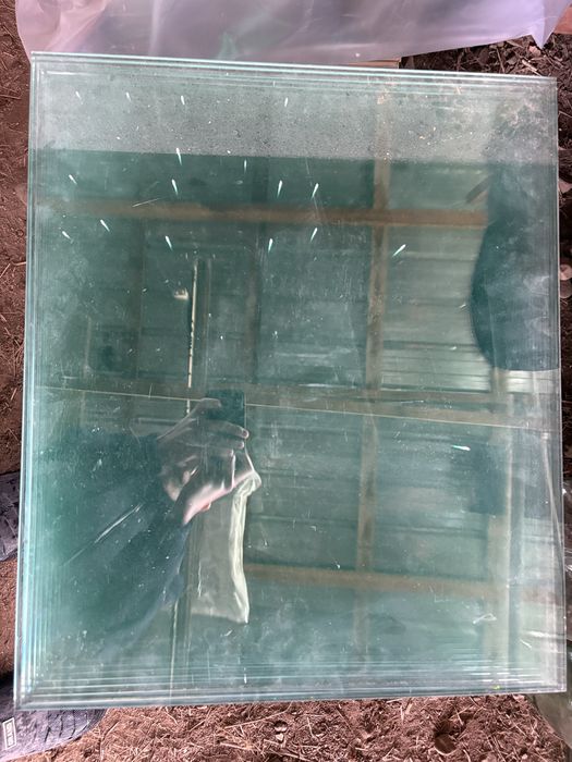 Продаются стекла