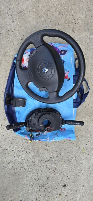 Vand bara fata Renault Megane 2