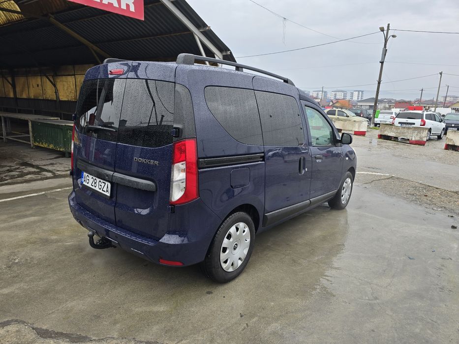 DOKKER-(2014/10)-(1.2-Benzina-115cp)-Full-Proprietar