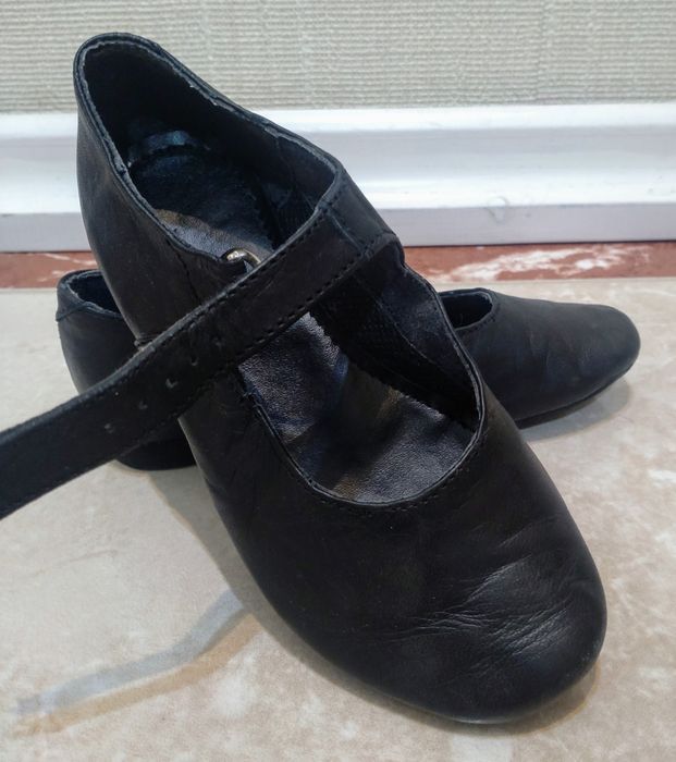 Детски скарпини като нови, н28