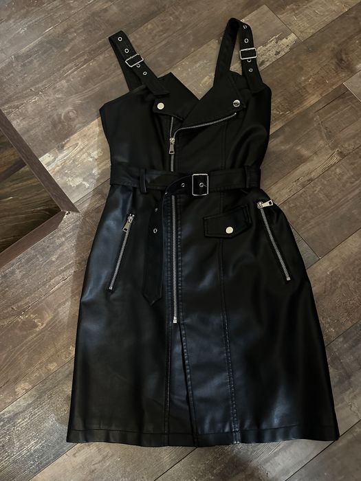 Дамски рокли по 30 лв