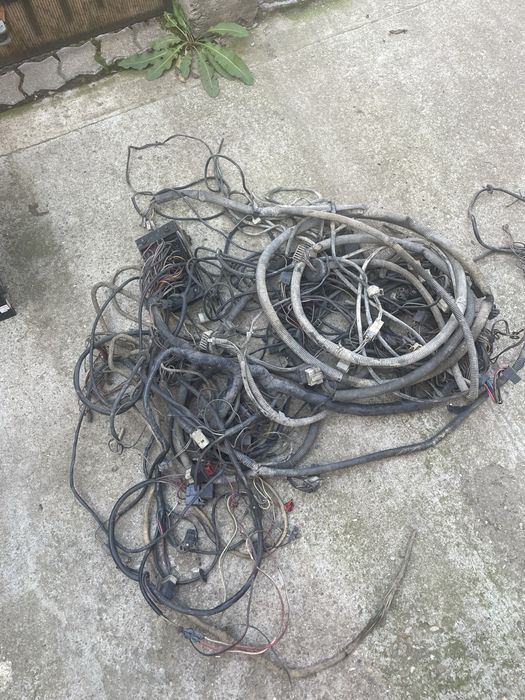 Suport Roata plafon Aro si instalatie electrica 24