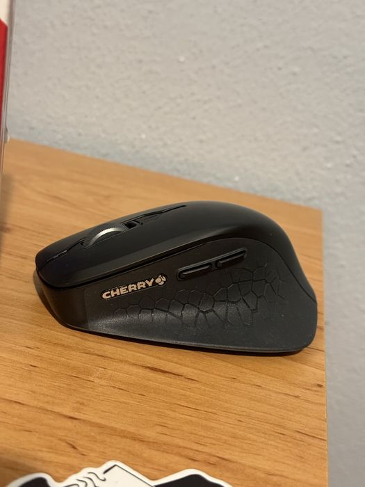 Безжична мишка Cherry