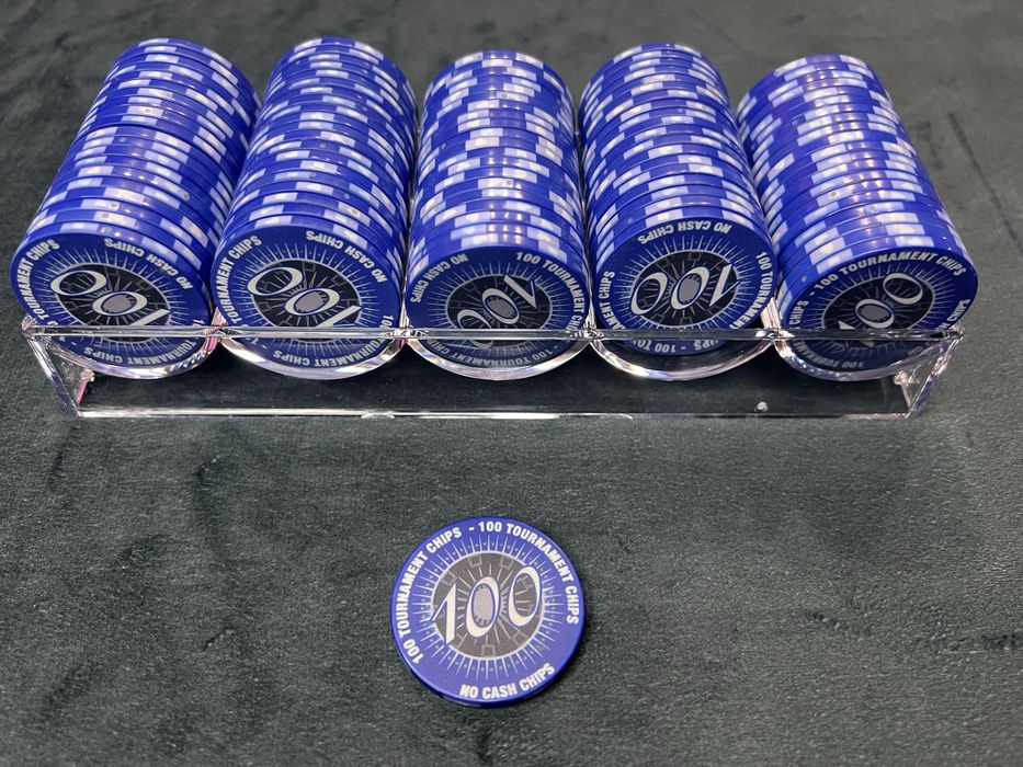 Jetoane poker cu microchip metal alama de casino editie limitata Casino Queen CustomTables.eu 50€ setul 100 bucati #jetoanepoker  #casinochips #casino