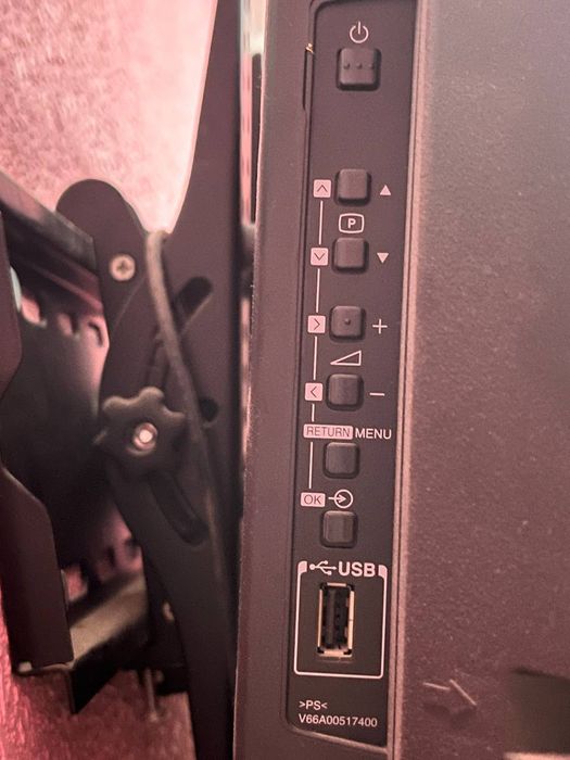 Телевизор TOSHIBA 24 дюйма