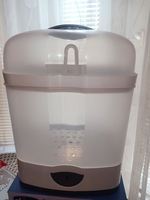 Chicco бебешки  електрически стерилизатор 2 в 1