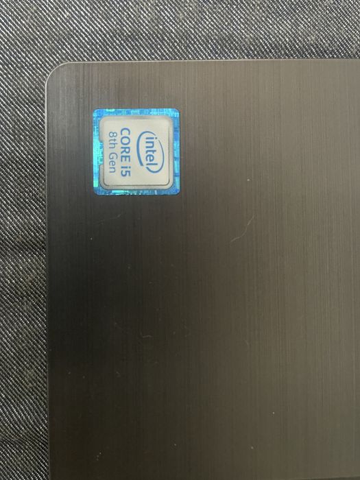 Laptop Lenovo V330-15IKB