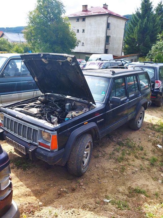 Джеп Чероки 2.1 тд на части