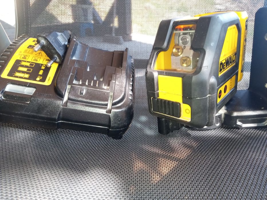 Laser Dewalt de vânzare