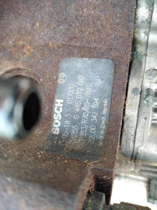 Pompa inalta Renault Megane 2, motor 1.9 DCI,130 CP, cod 0445010087