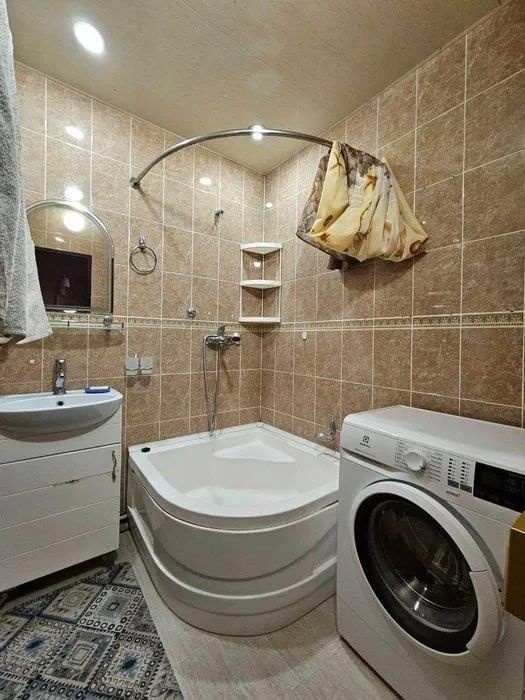 Yashnaobodda remonti shinam uy ijaraga beriladi