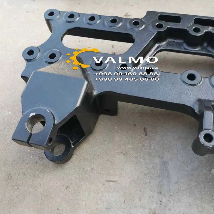 Кронштейн передней рессоры SHAСMAN X3000