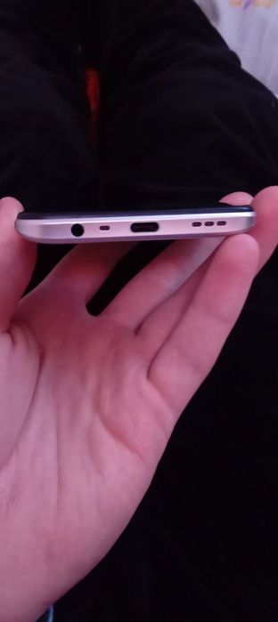 Продаётся или обмен телефон OPPO A5 2020