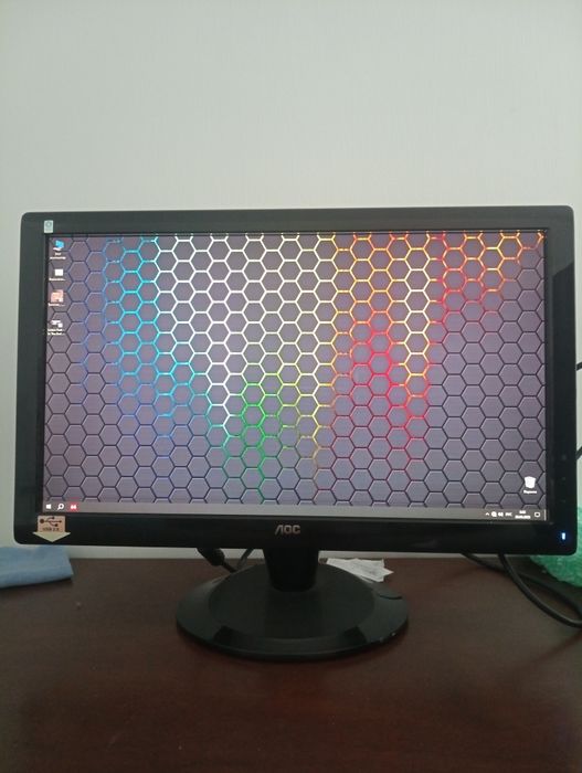 Компьютер Core i3 и монитор 22 дюйма