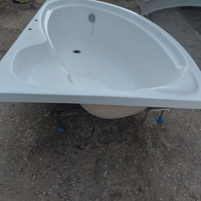 Cada de  baie din fibra