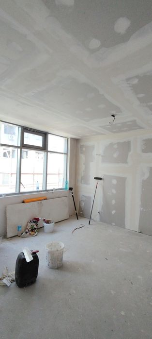 Execut lucrări de finisaje interioare exterioare