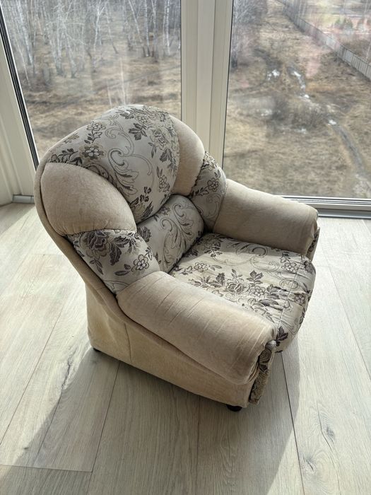 Срочно продам детское кресло