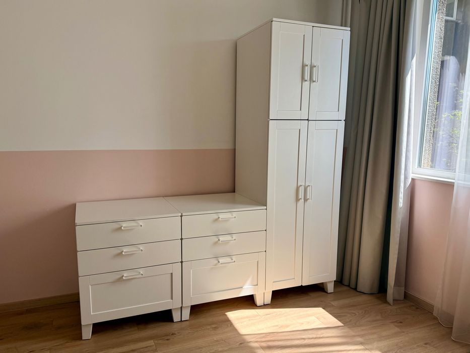 Гардероб и два скрина с чекмеджета - SMASTAD / PLATSA на IKEA